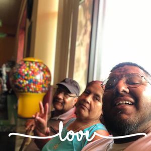 Meet your Posher, Cesar